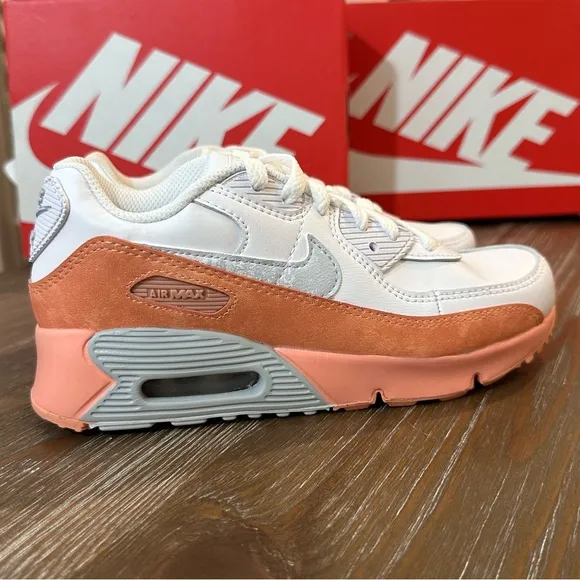 🆕 Nike Air Max 90 SE Shoes