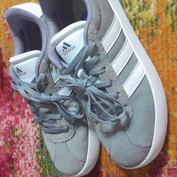 BEAUTIFUL GIRLS ADIDAS SHOES