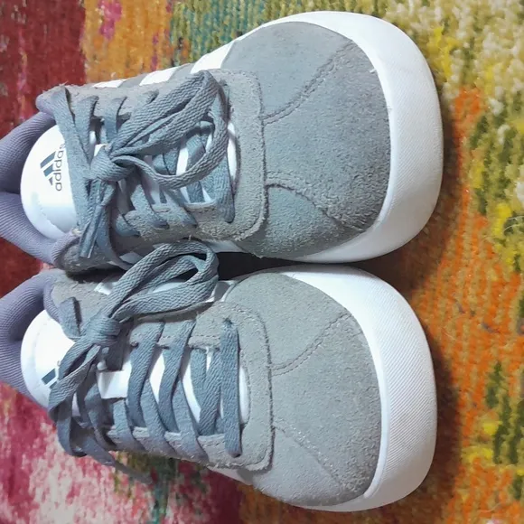 BEAUTIFUL GIRLS ADIDAS SHOES