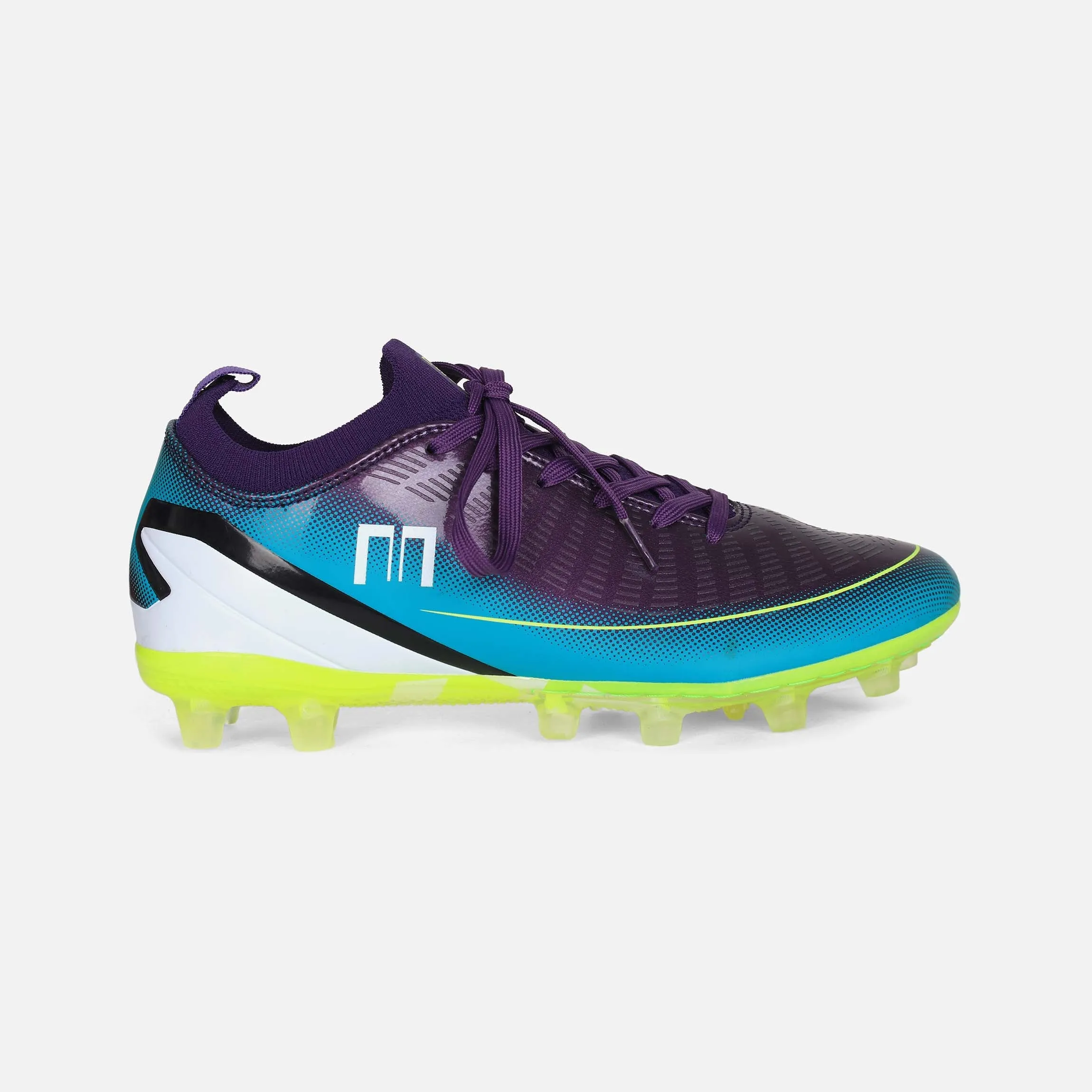 BOYS SOCCER LACE-UP SHOES