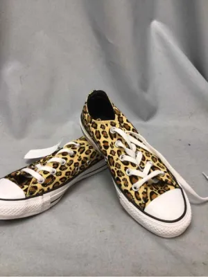 CONVERSE SIZE 6 Ladies SHOES