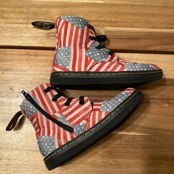 Dr. MARTENS NWOT kids shoes