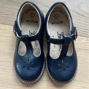 Footmates navy shoes size 7.5
