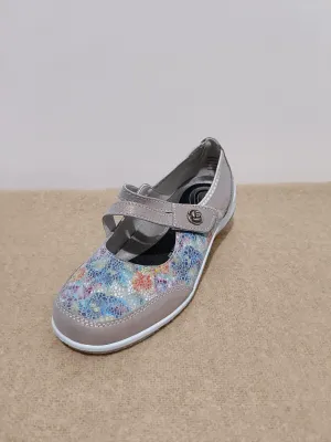 Jasmyn Shoe