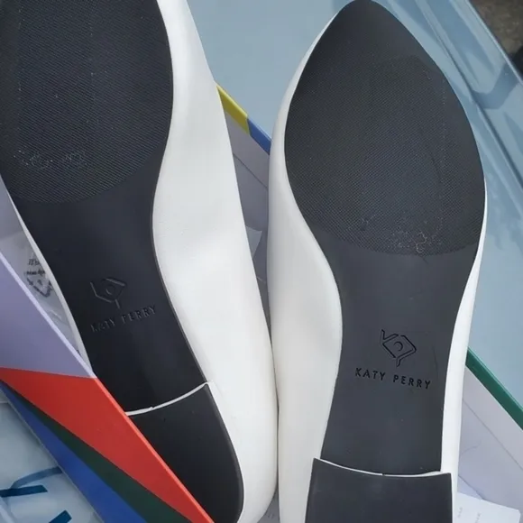 Katy Perry Heart shoes 9.5 NIB‎