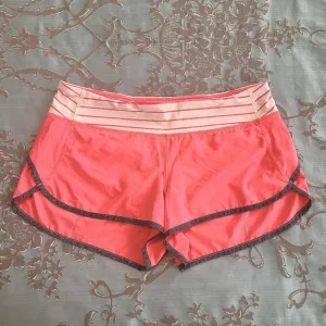 Lululemon Speed Short 4-way Stretch 2.5&quot; Electric Coral Size 10