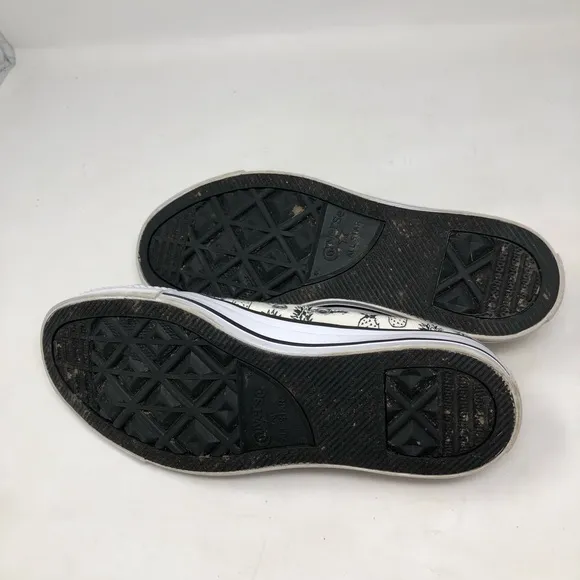 Men’s Converse Chuck Taylors Pineapple Print Shoes