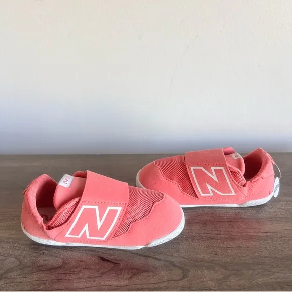 New Balance New B Pink White Hook and Loop Kids' Shoe Size 8.5 Wide SKU#243087