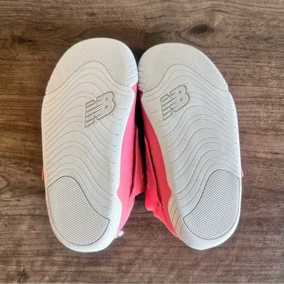 New Balance New B Pink White Hook and Loop Kids' Shoe Size 8.5 Wide SKU#243087