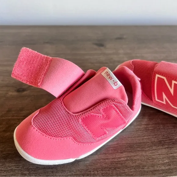 New Balance New B Pink White Hook and Loop Kids' Shoe Size 8.5 Wide SKU#243087