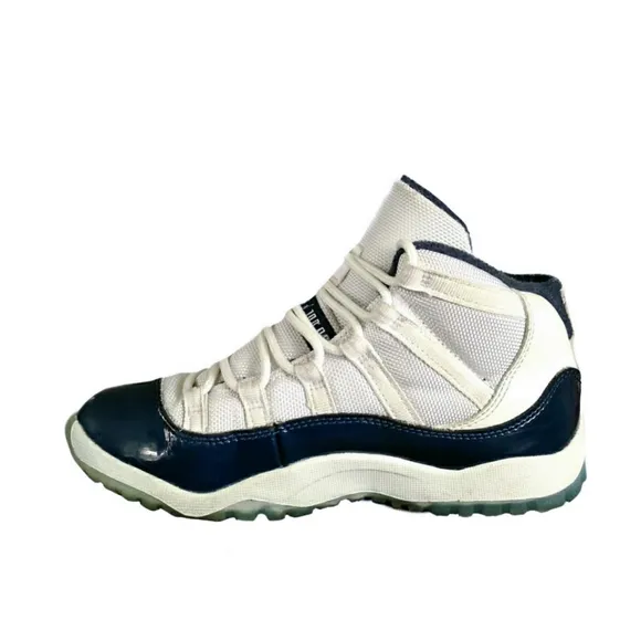 Nike Air Jordan size 3Y