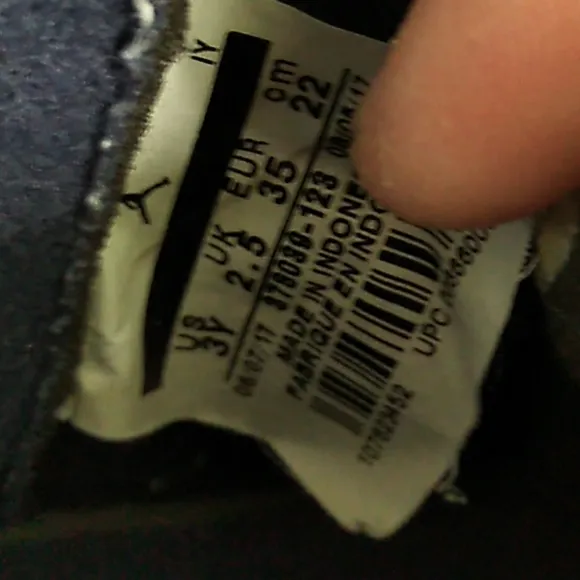Nike Air Jordan size 3Y