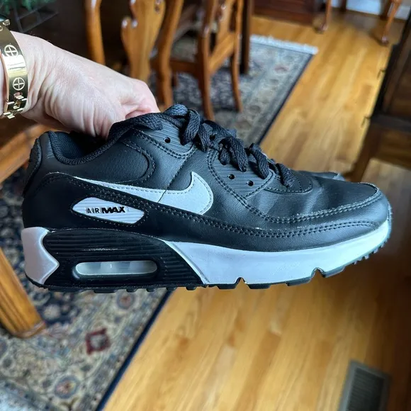 Nike Air Max Shoes Youth Size 6, 6Y