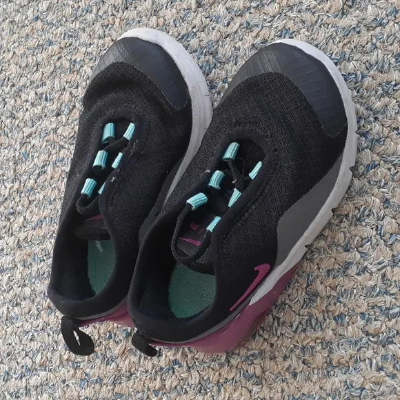 Nike Airmax Shoes SIZE 6C