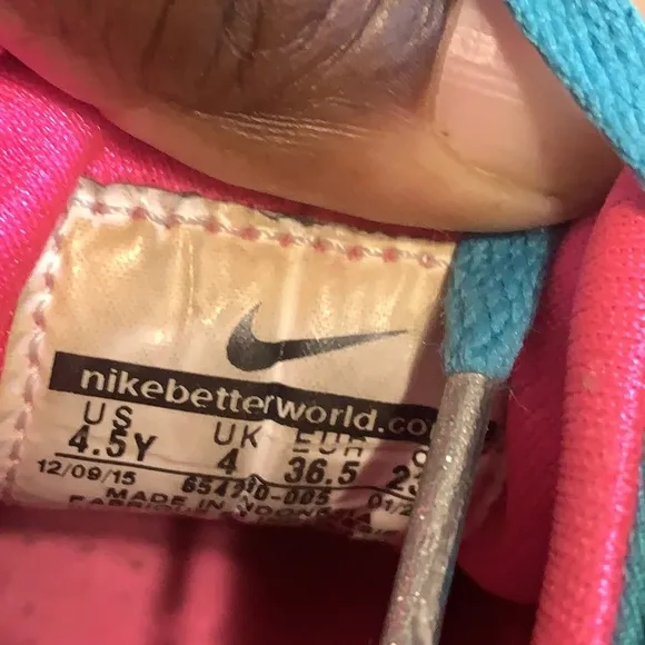 Nike harache shoes