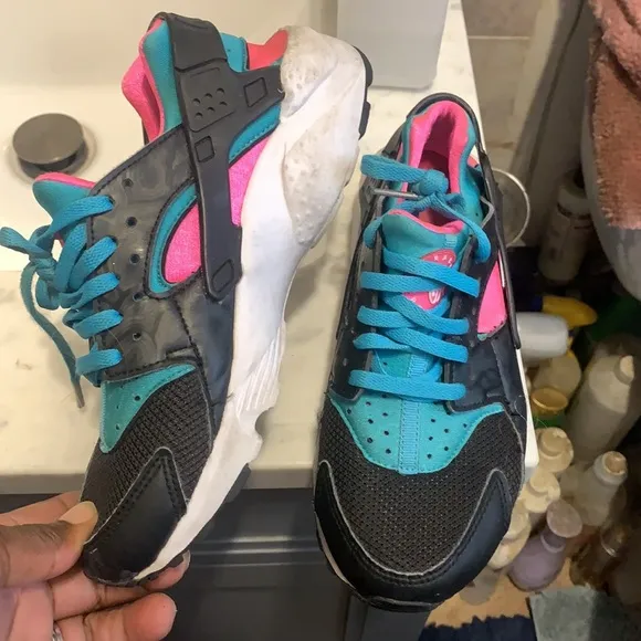 Nike harache shoes
