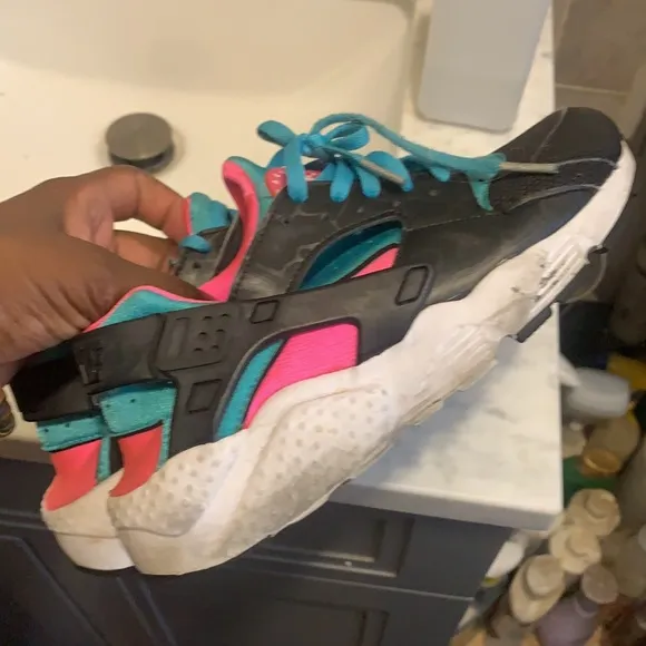 Nike harache shoes