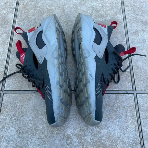 Nike Huarache Shoes Grey Red