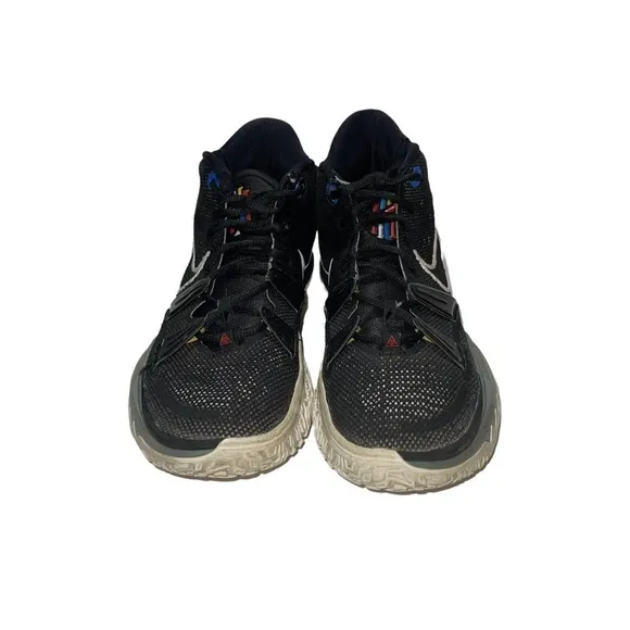 Nike Kylie Man Shoes Size 9