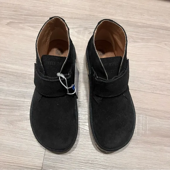 NWT Birkenstock Milton Shoes