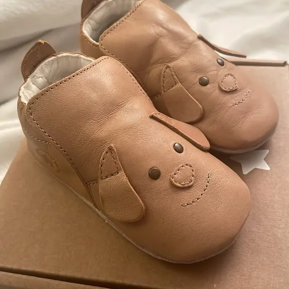 NWT NATURINO DLIN 2 Crib shoes with dog patch in Beige