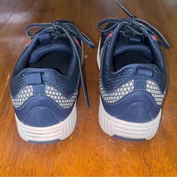 Orthofeet Edgewater Shoes. Size 10