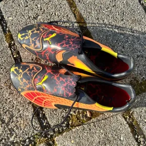 Puma cricket shoes