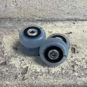 Roues de patin Ground Control Lite 57mm/92A avec Bearings (4 Pack)