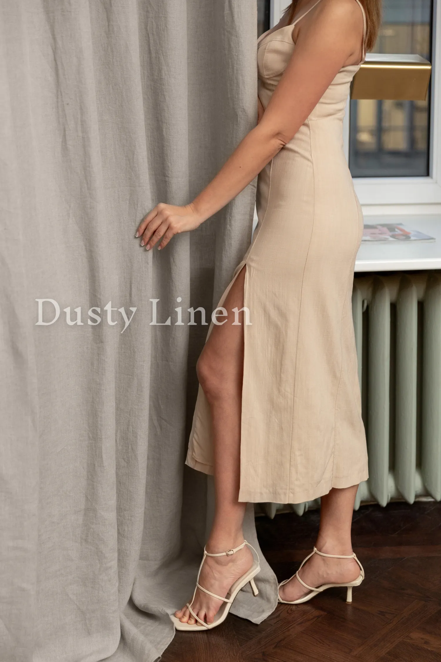 Set of 2 linen curtains (Density: 175 g/m2) in Natural color
