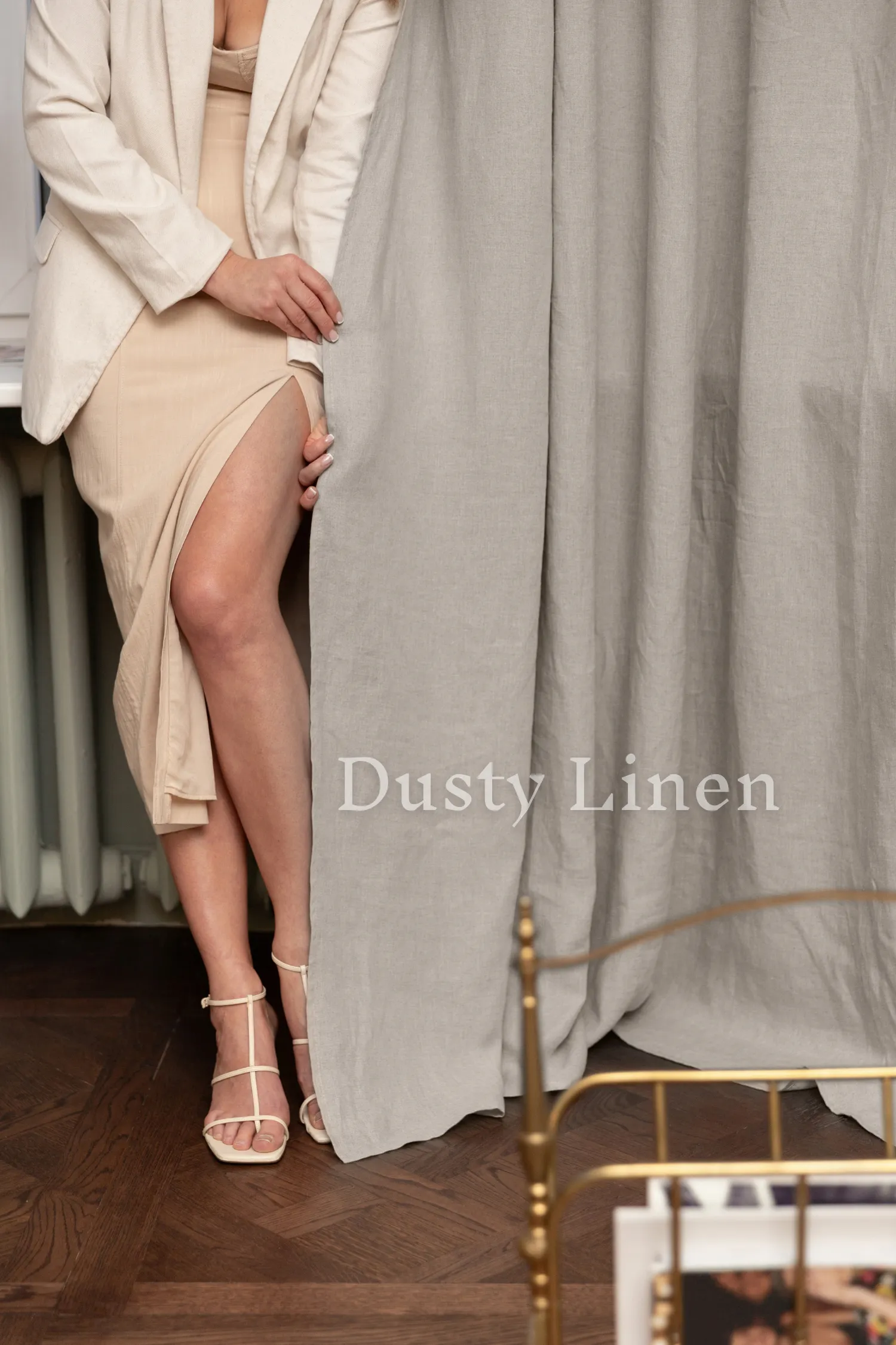 Set of 2 linen curtains (Density: 175 g/m2) in Natural color