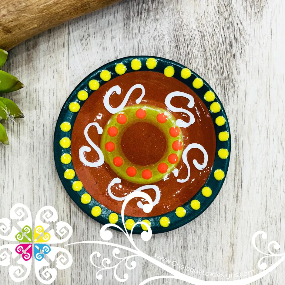 Set of 4  Small Fiesta Plates - Set Clay Flat Plates