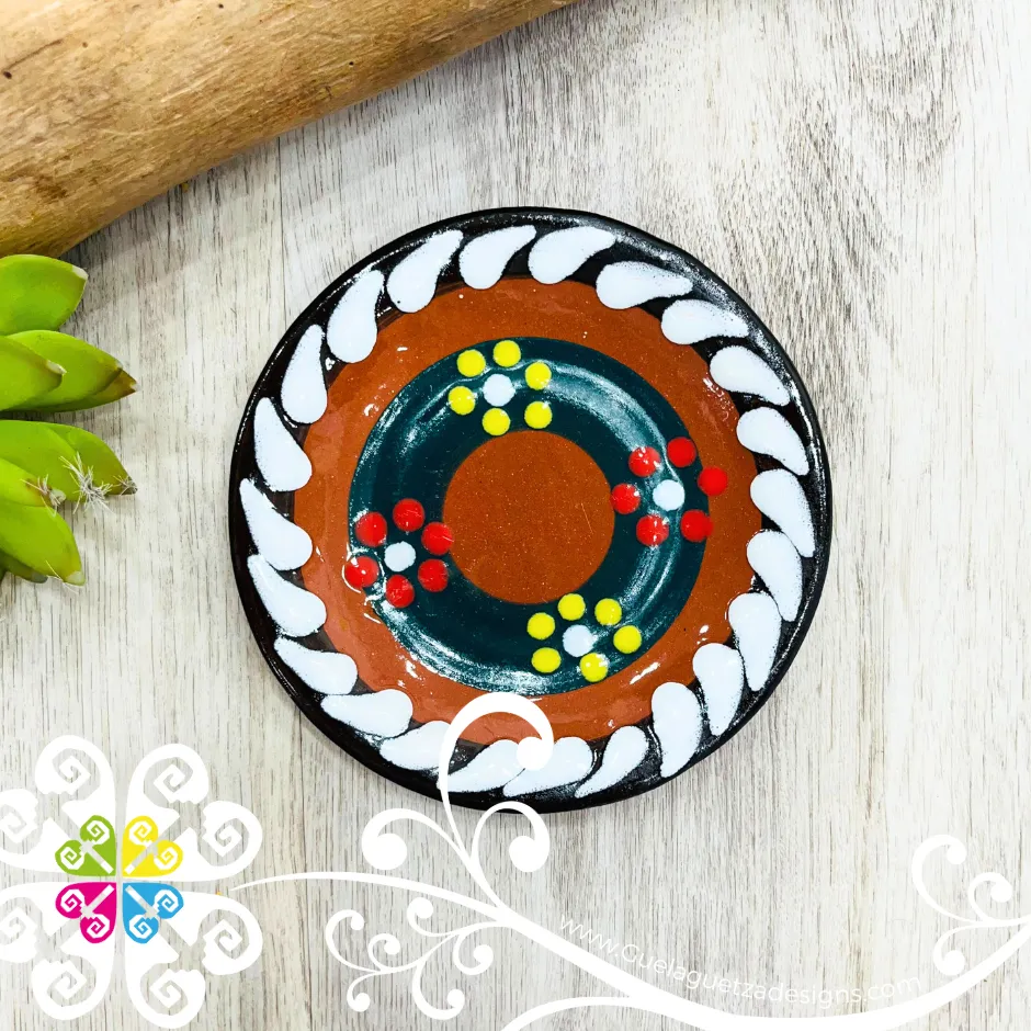 Set of 4  Small Fiesta Plates - Set Clay Flat Plates
