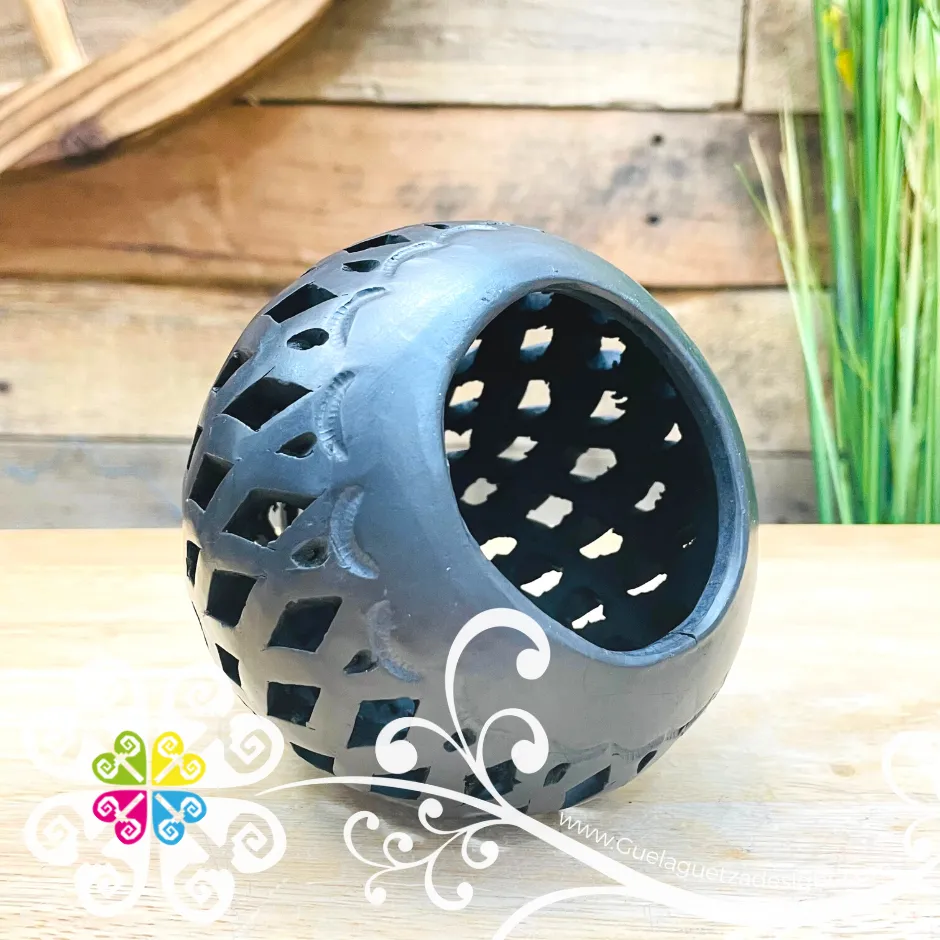 Small Oval Candle Holder - Barro Negro Oaxaca