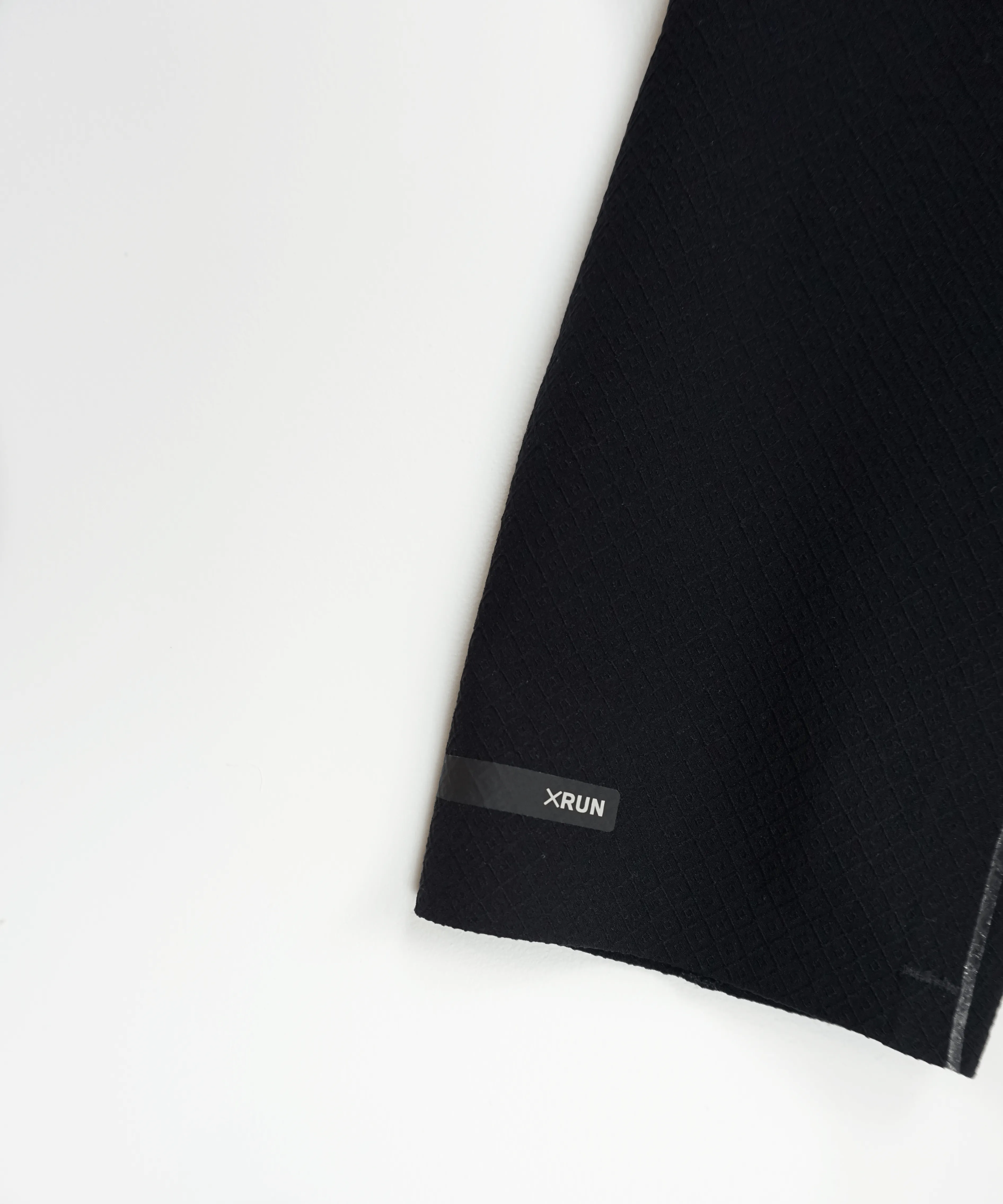 SOAR Running: Women's Tempo Top - Black