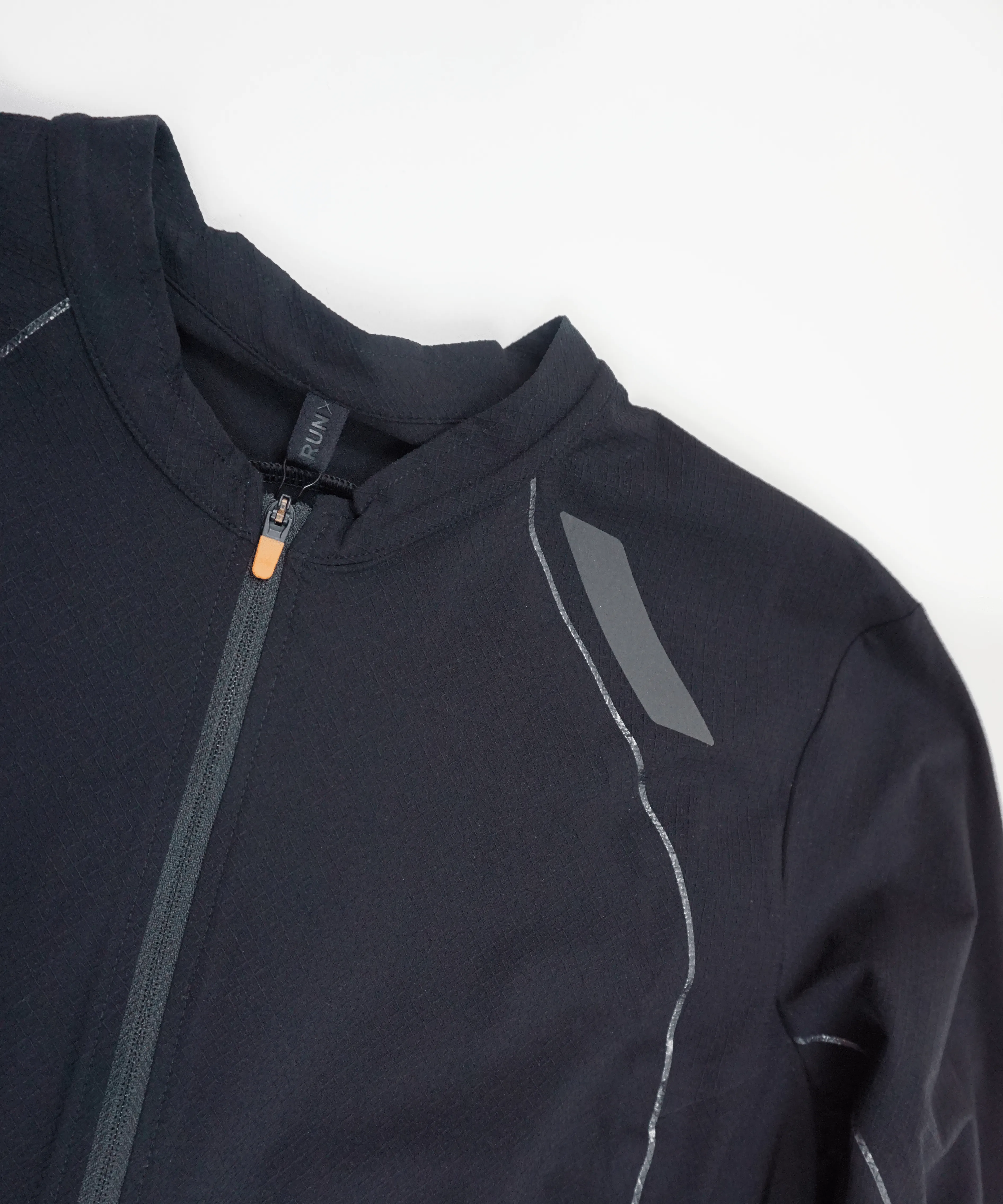 SOAR Running: Women's Tempo Top - Black