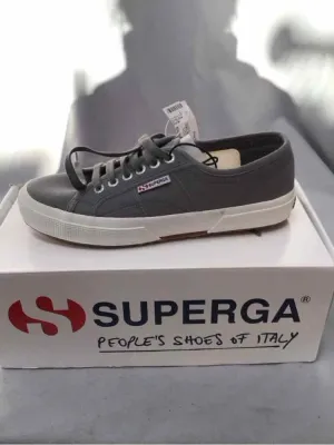 SUPERGA SIZE 8 1/2 Ladies SHOES