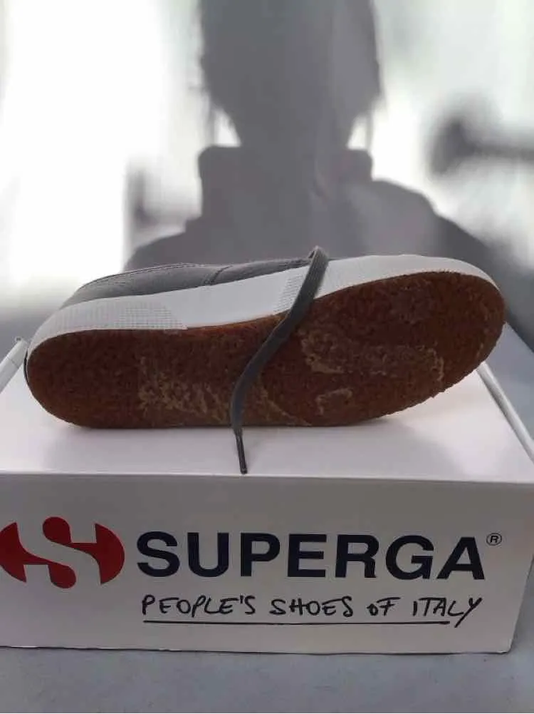 SUPERGA SIZE 8 1/2 Ladies SHOES