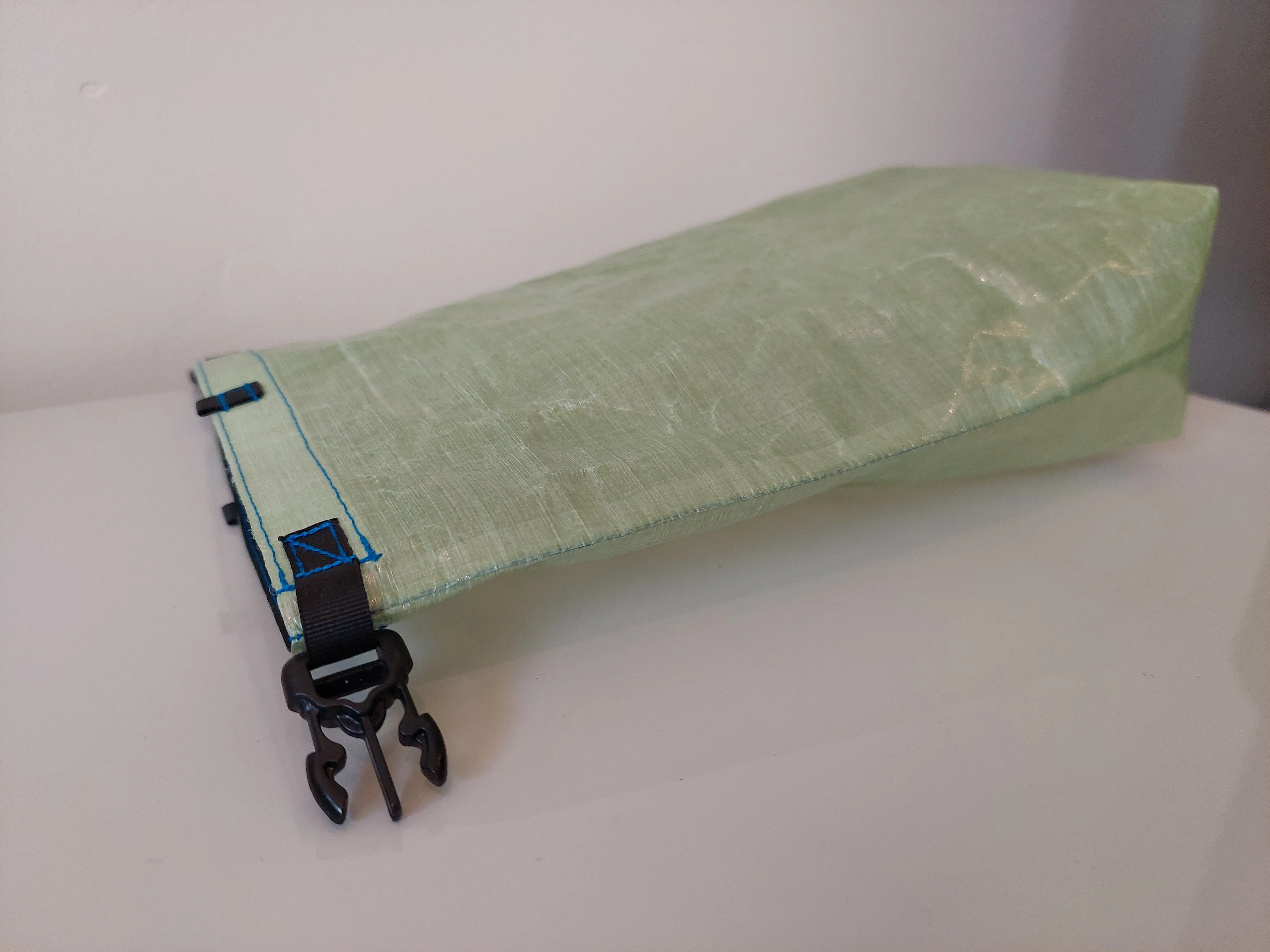 Superlight Small Dry Bag - Green Dyneema