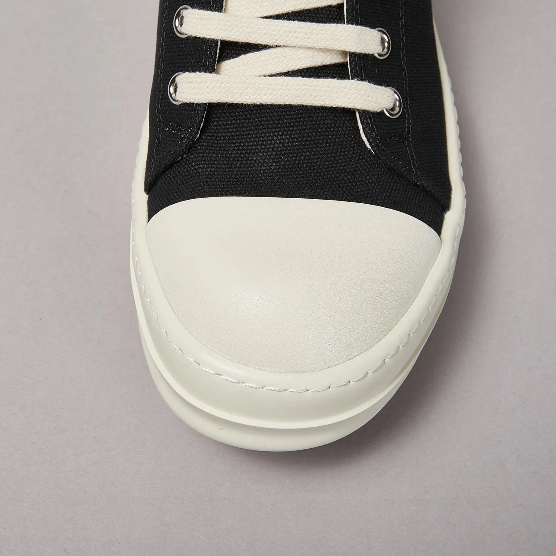 Supportive shoes