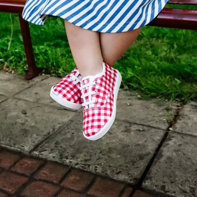 Tiny Toes Nation Checkerd Girl's Shoes Size 6