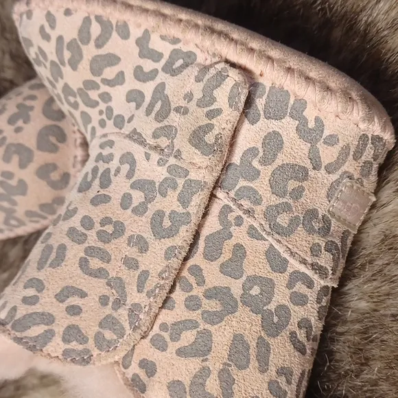 Ugg baby shoes