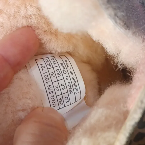 Ugg baby shoes