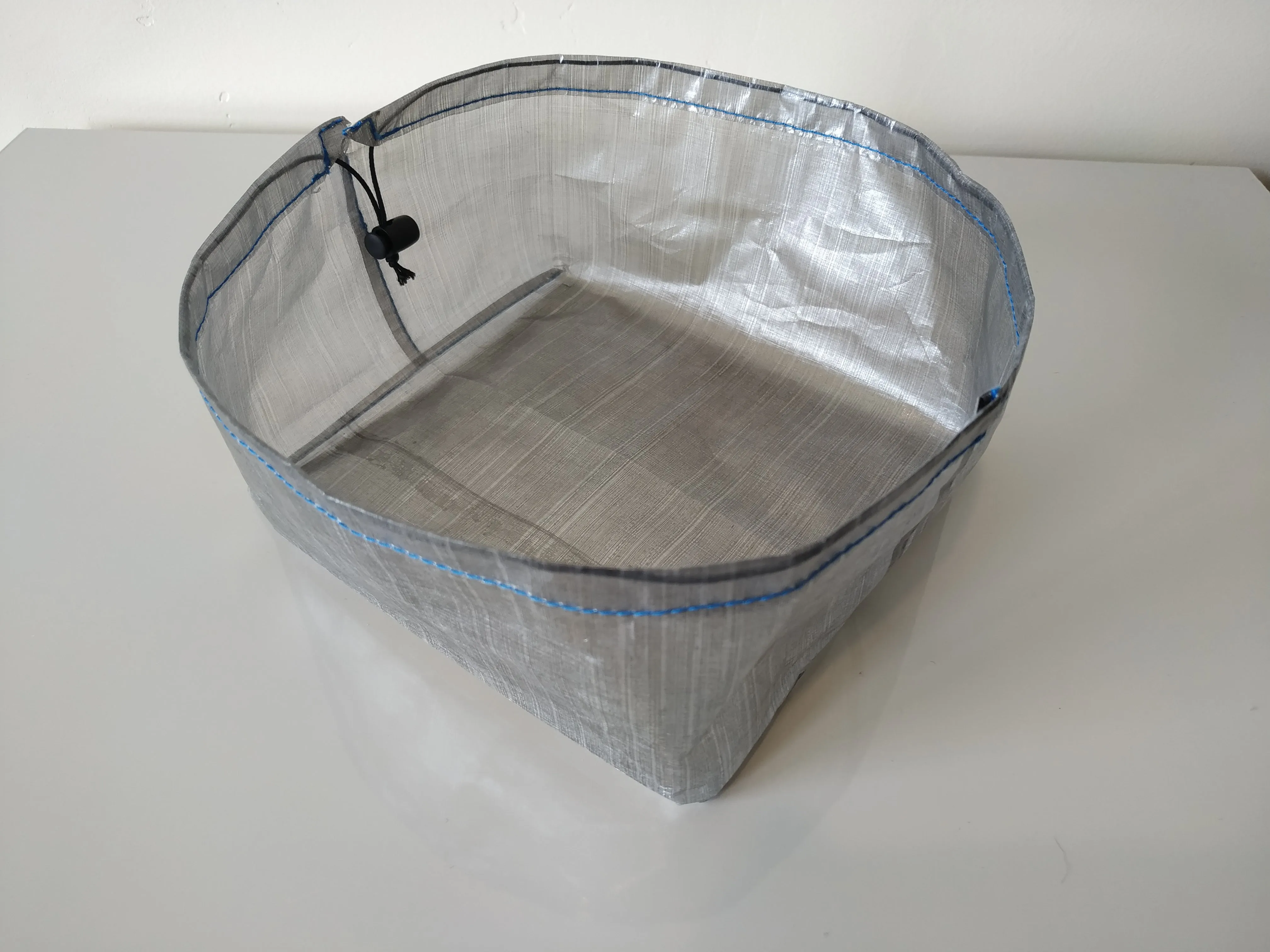 Ultralight Dog Bowl - Solid Color Dyneema