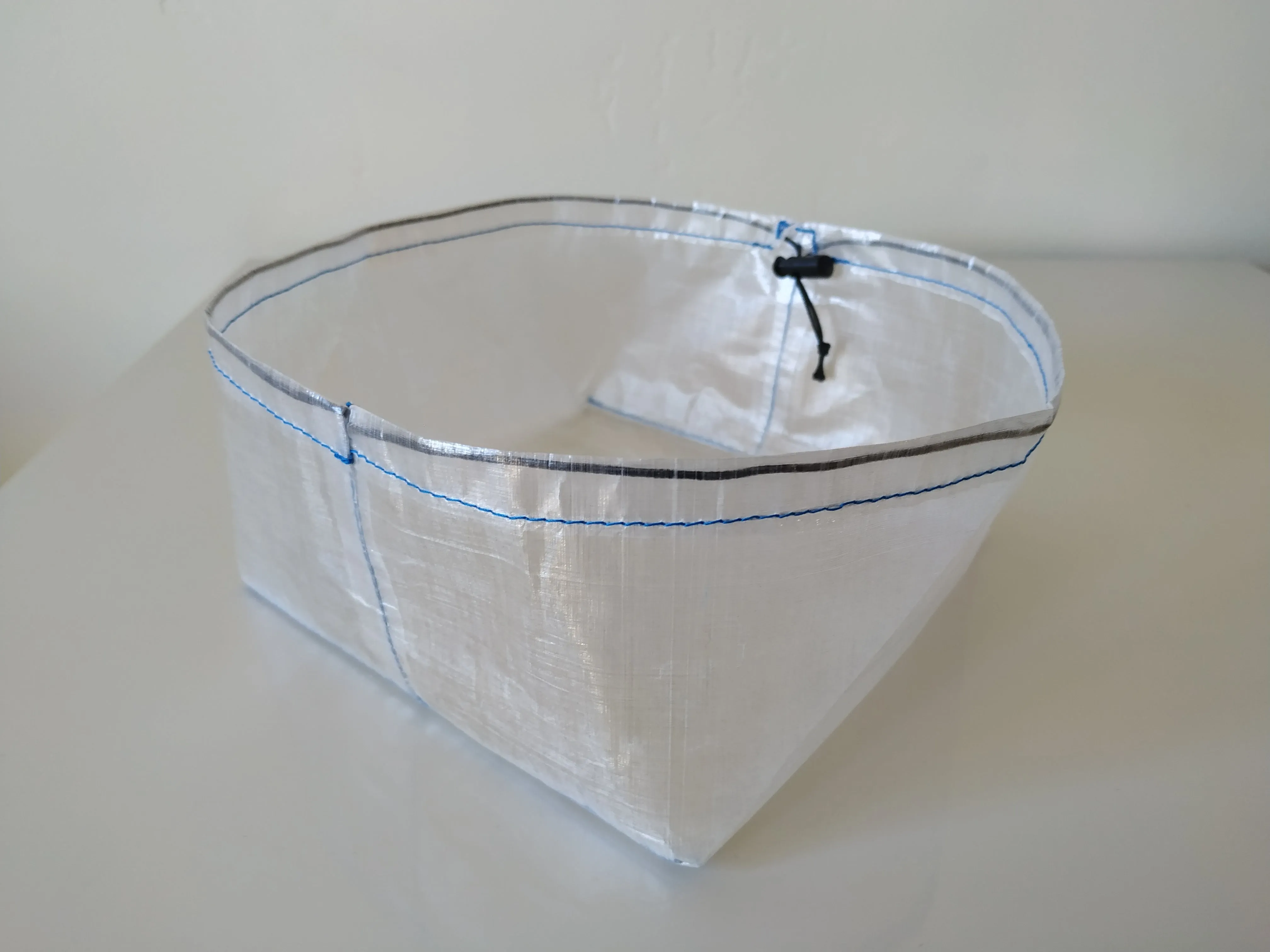 Ultralight Dog Bowl - Solid Color Dyneema