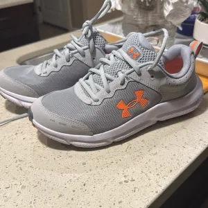 Under armour boy's shoes