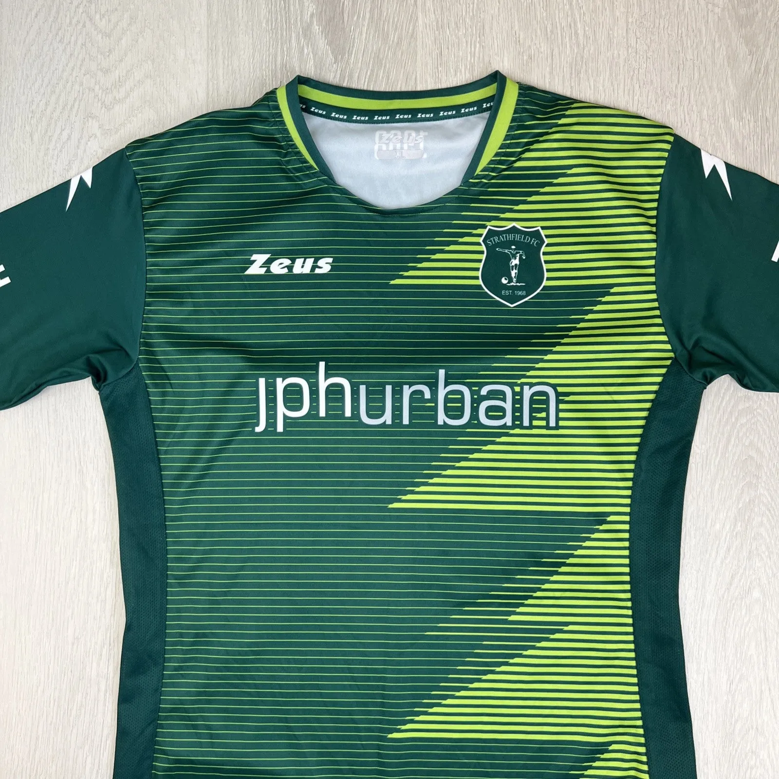 Zeus Mens Strathfield F.C Soccer Jersey Football Jersey Size XL